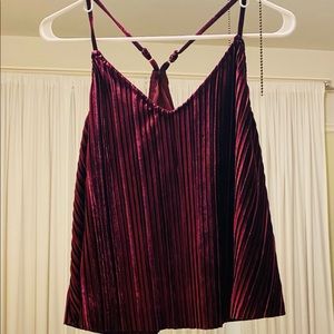 burgundy pleated velour top size M